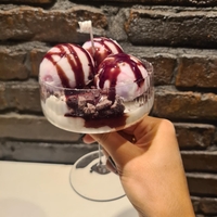 Ароматна свещ „Мелба наслада“