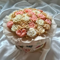 Авторски букет „Blush Symphony“