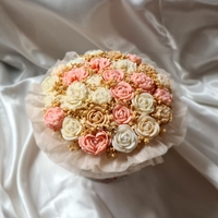 Авторски букет „Blush Symphony“