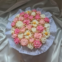 Авторски букет „Blooming Meadow Symphony“