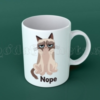 Бяла керамична чаша - Grumpy Cat 41