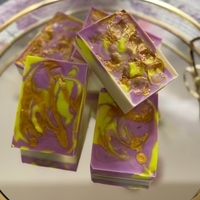 Ръчно изработен сапун „Лилав зюмбюл“