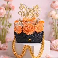 Идеалният подарък за всеки повод манта декорирана със сапунени цветя