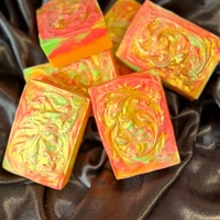 Домашен сапун с аромат на печена ябълка канела и портокал