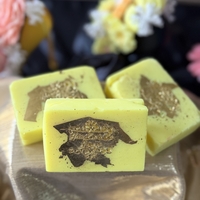 Натурален сапун с аромат на Дюля