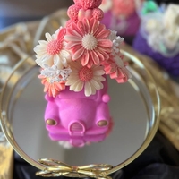 Букети за абитуриенти   три де количка със сапунени цветя