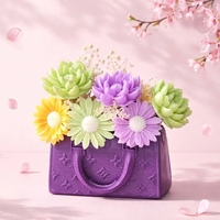 Букет от сапунени цветя декорирани в малка сладка чанта