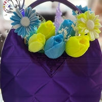 подарък за 8 март 👜 3D принтирани чанти, пълни с ръчно направени цветя