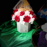 Луксозни букети за вашите абитуриенти