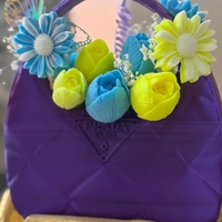 подарък за 8 март 👜 3D принтирани чанти, пълни с ръчно направени цветя