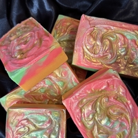 Домашен сапун с аромат на печена ябълка канела и портокал