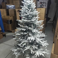 Изкуствена елха K r i n g Melbourne,  Цялата заснежена с метална стойка.