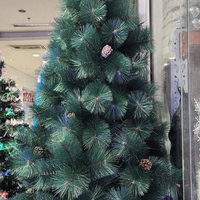 Елха естествено зелена с шишарки