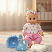 Пишкаща кукла с музикални ефекти и аксесоари