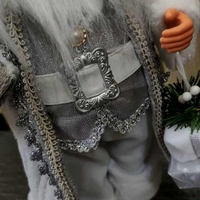 Дядо Коледа в сребристо – празнична фигура