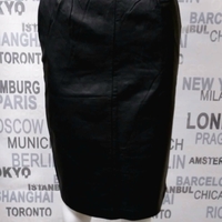 кожена пола