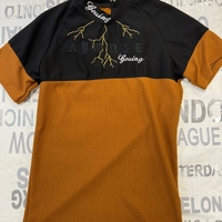 мъжка тениска