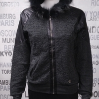 дамска жилетка с качулка