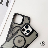 Силиконов кейс Shockproof Carbon Magsafe iPhone 16 Pro