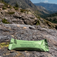 Chocolate flavored energy bar 50 g.