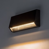 Компактен черен LED аплик Ibar 3W – модерно фасадно осветление с топла светлина