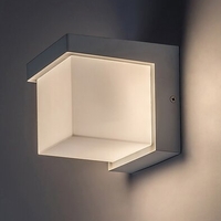 Модерен бял LED аплик Andelle 10W – стилно външно осветление с топла светлина