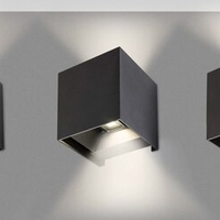 Модерен кубичен аплик Solin в матово черно – стилно фасадно осветление G9