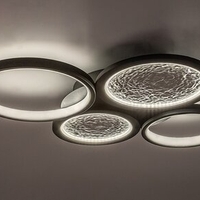 Модерен LED полилей с динамична регулировка на светлината