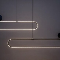 Модерен висящ LED полилей 48W – черно и златно, топла светлина 3000K