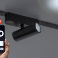 Смарт LED релсов спот – 9W, регулируема цветна температура 2700–5500K, Wi-Fi управление, черен алуминий