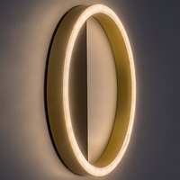 Модерен LED стенен аплик 15W с топло бяла светлина – черен и златен