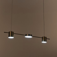 LED полилей „Golden Rings“ – модерно осветление с дистанционно управление