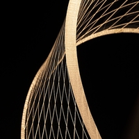 Елегантна настолна LED лампа 6W, златен метал и акрил, топло бяла светлина