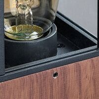 Градински стълб Wales E27 – стилно външно осветление в цвят тъмен дъб с IP44 защита