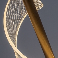 Елегантна настолна LED лампа 6W, златен метал и акрил, топло бяла светлина