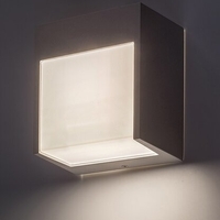 Модерен бял LED аплик Balimo 12W – стилно фасадно осветление с естествена светлина