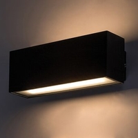 Елегантен черен LED аплик Mataro 10W – модерно фасадно осветление с естествена светлина