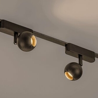 Модерен LED релсов спот – 5W топло бяло 3000K, стилен черен алуминий