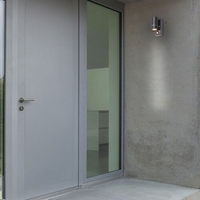 Външен аплик Medina с датчик за движение – минимален дизайн и практична функционалност