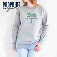 Суичър с бродерия 