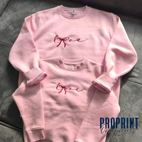 Комплект суичъри „Мама и дъщеря“ – LOVE бродерия с панделка