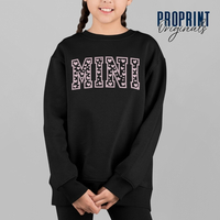 Суичър с бродерия 