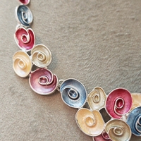 Дамско колие