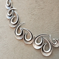 Дамско колие