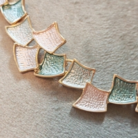 Дамска колиета