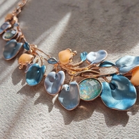 Дамско колие