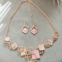 Дамско колие