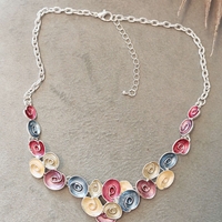 Дамско колие