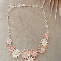 Дамско колие