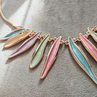 Дамско колие